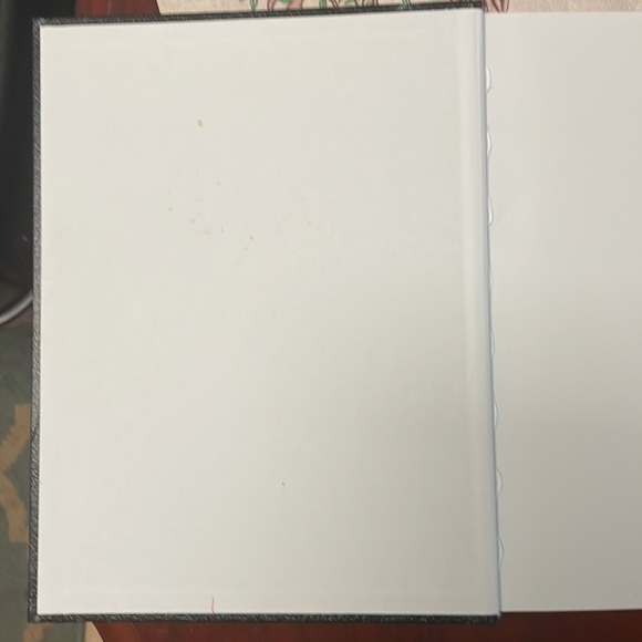 NWT Pentalic sketch book. In excellent condition. Made from sustainable forests. - Picture 6 of 13